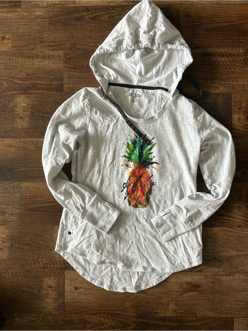 Crazy Shirts Light Heather Gray Hooded Pullover with Colorful Pineapple Graphic